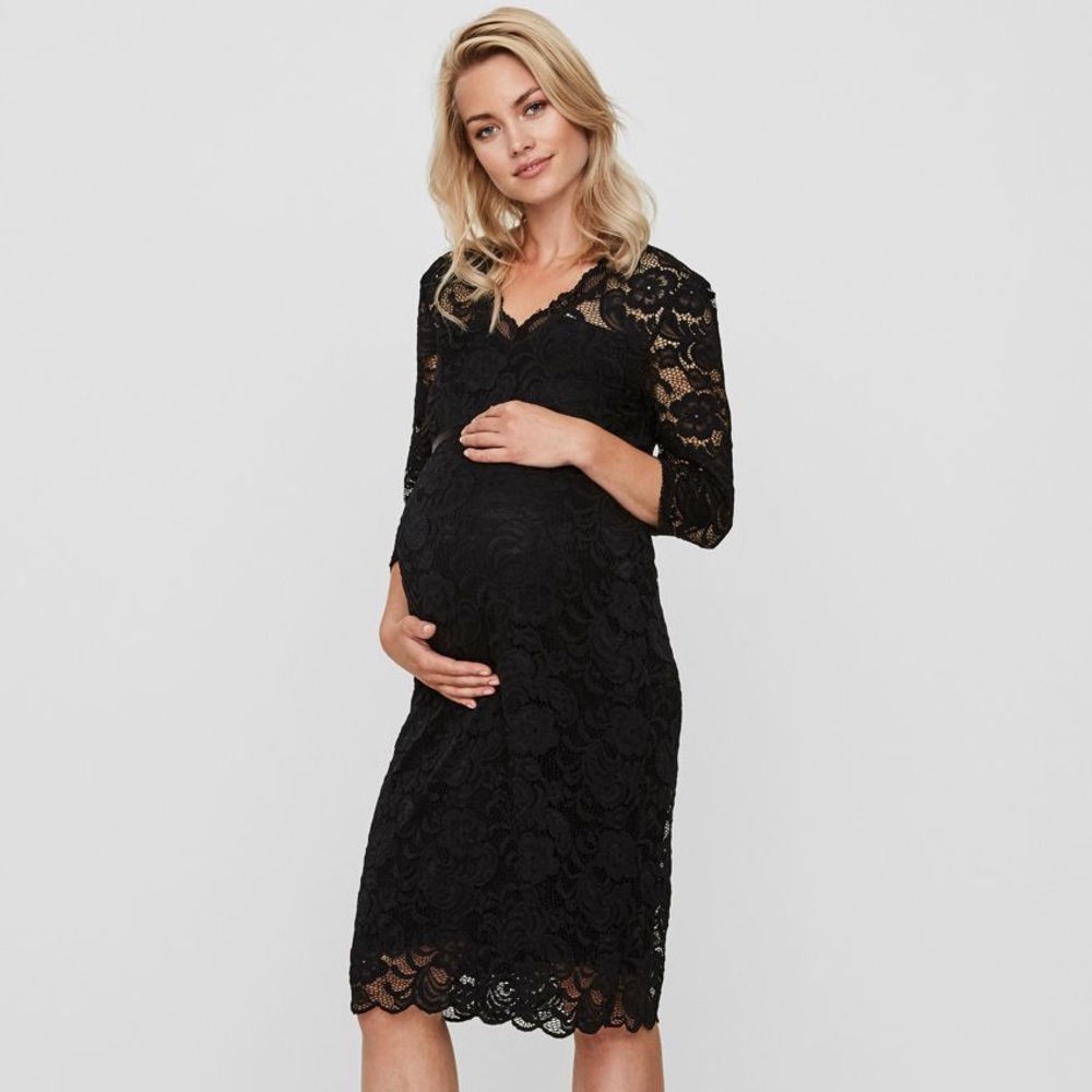 Elegant maternity dress